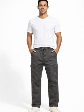 51. Aeropostale • NWT Charcoal Cargo Pants
